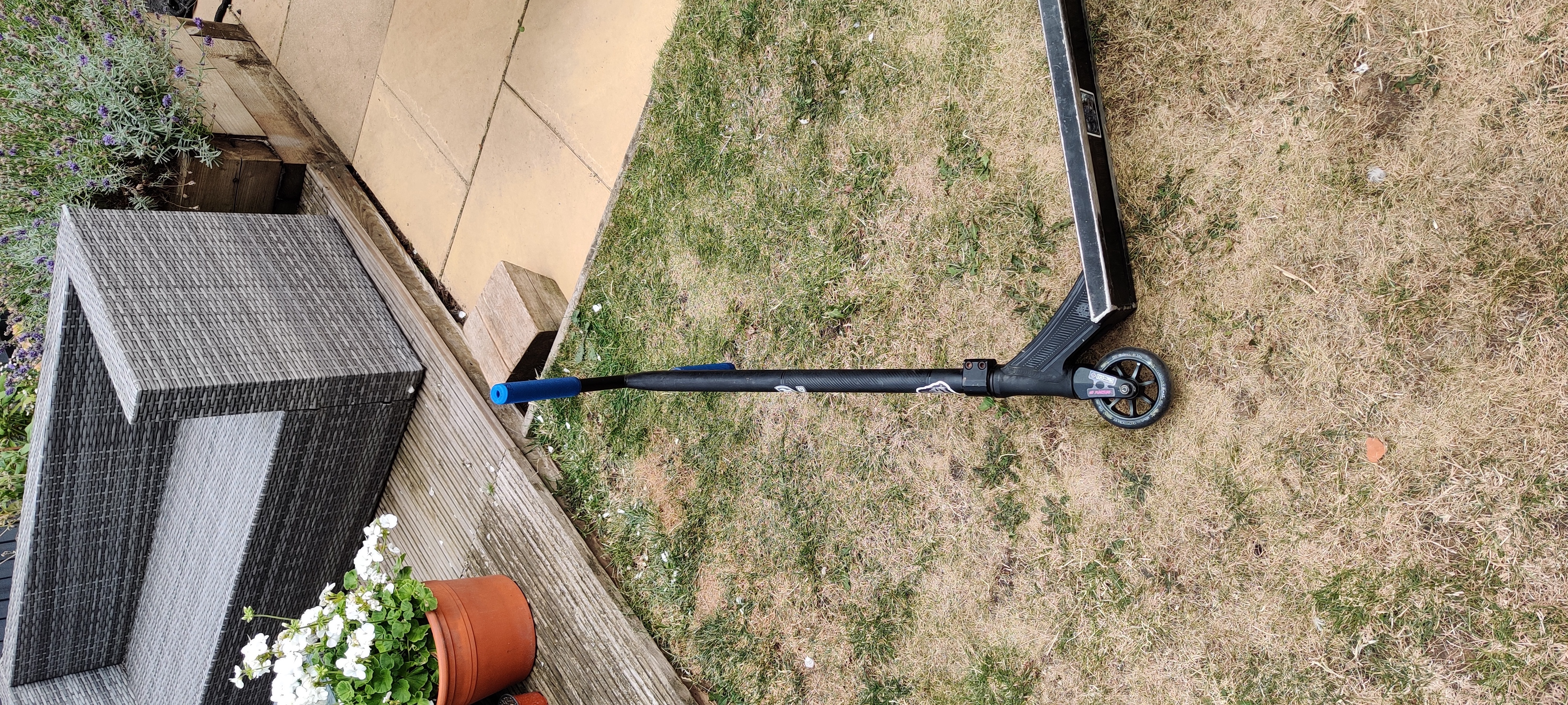 Scooter lying down, in standard scooter position